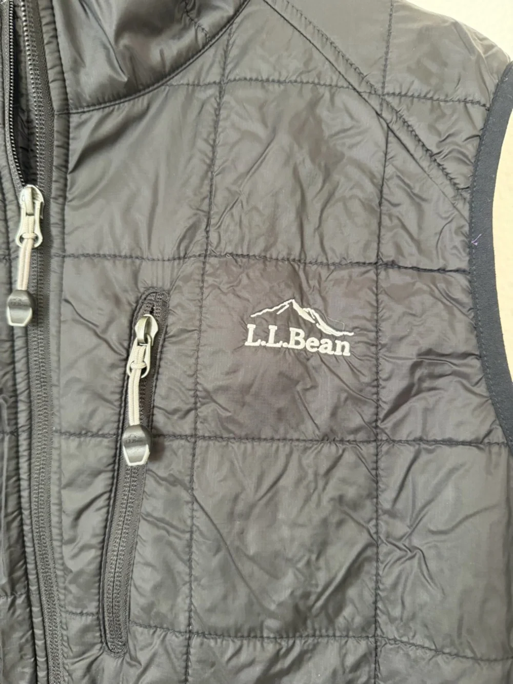 LL Bean Men’s Primaloft Packaway Vest Size Large L Black Quilted Lightweight
